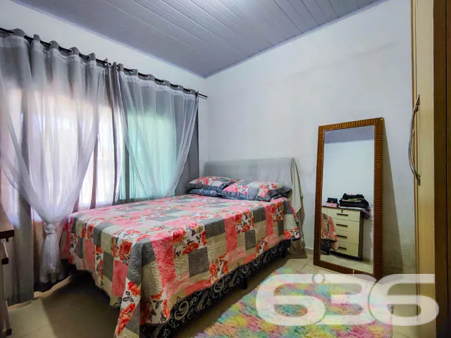 CASA TÉRREA EM LOCALIZAÇÃO PRIVILEGIADA – BALNEÁRI