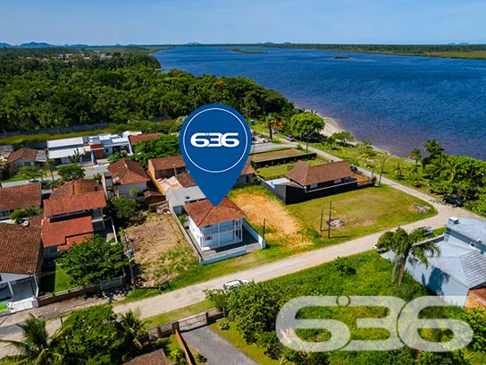 BELA RESIDÊNCIA COM 3 DORMITÓRIOS COM VISTA PARA A