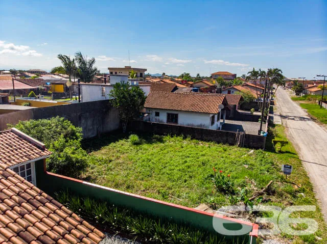 VENDE-SE LOTE NO CENTRO DE BALNEÁRIO BARRA DO SUL
