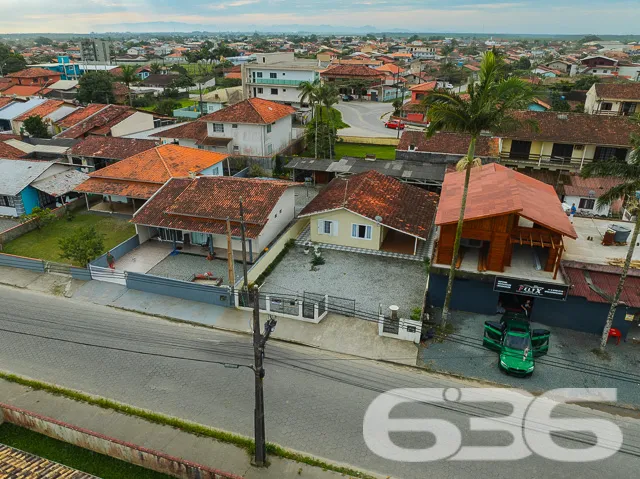 Excelente Residência Térrea em Balneário Barra do 