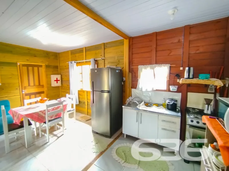 CASA PRÉ-FABRICADA COM 2 QUARTOS, CASA NO BAIRRO
