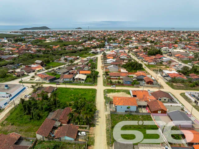 Terreno à Venda em Balneário Barra do Sul - Espaço