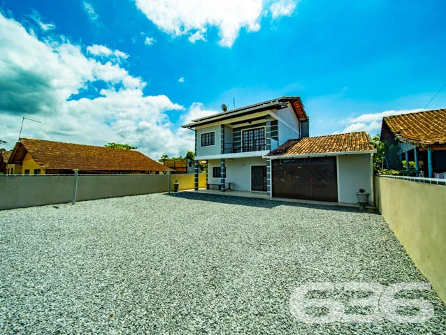 Descubra o Encanto de Morar em Balneário Barra do