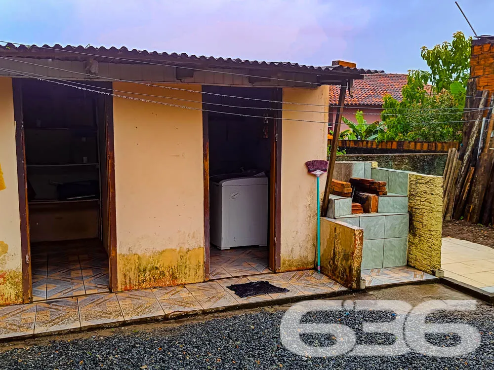 Residência térrea localizada em Balneário Barra do