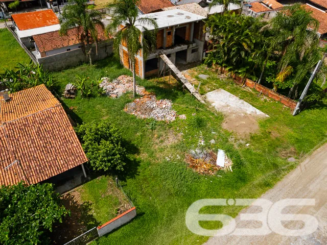 LOTE À VENDA NO CENTRO DE BALNEÁRIO BARRA DO SUL -