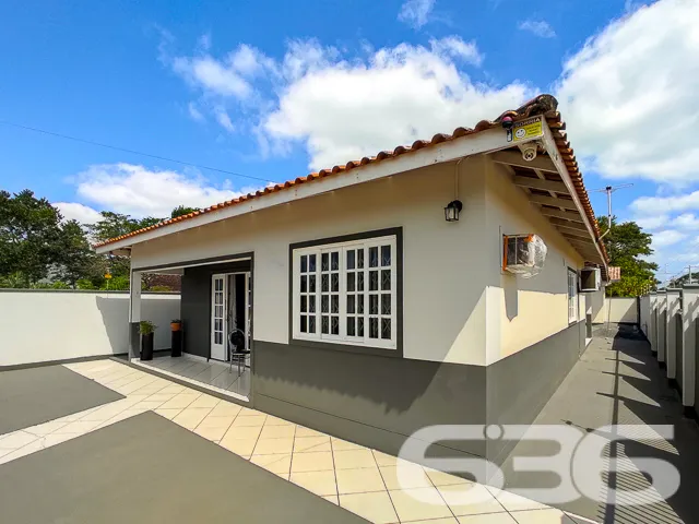 LINDA CASA COM SUÍTE + DORMITÓRIO EM SÃO FRANCISCO