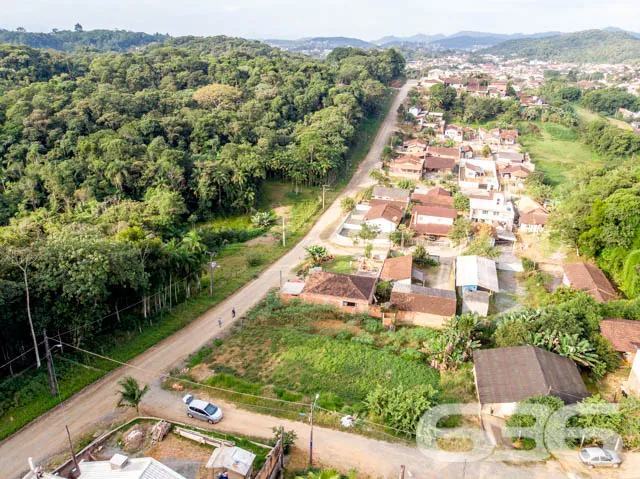 LOTE DE ESQUINA NO BAIRRO PROFIPO
Esta é a altern