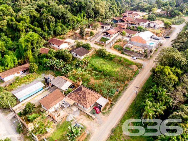 TERRENO DE ESQUINA À VENDA NO PROFIPO!
Invista em