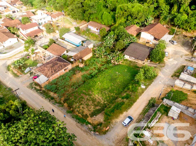 TERRENO DE ESQUINA À VENDA NO PROFIPO!
Invista em