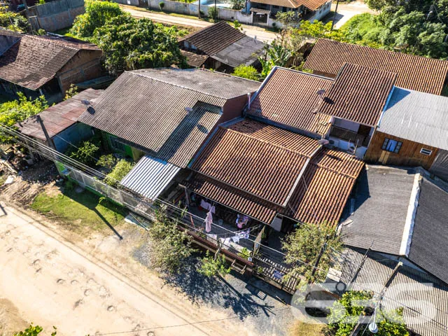 OPORTUNIDADE PARA VOCÊ EM BALNEÁRIO BARRA DO SUL!