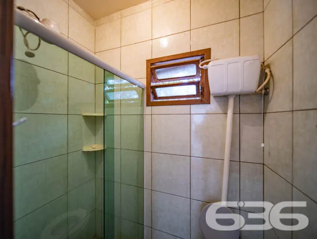 AMPLA CASA COM 5 QUARTOS, NO BAIRRO GUANABARA - Es