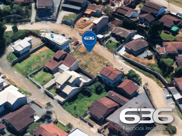 LOTE À VENDA NO BAIRRO FLORESTA
Situado no bairro