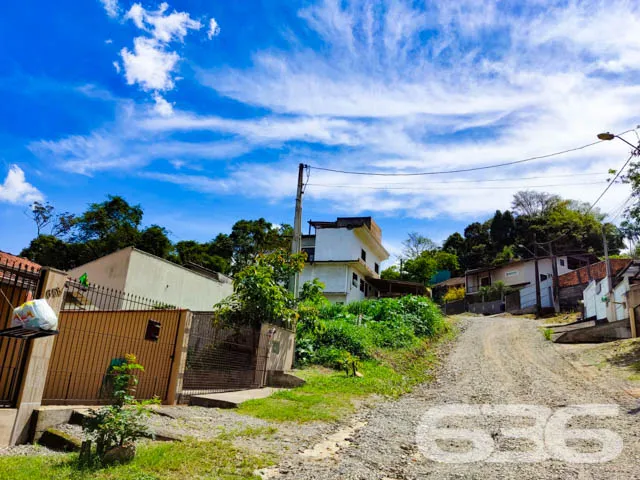 LOTE À VENDA NO BAIRRO FLORESTA
Situado no bairro