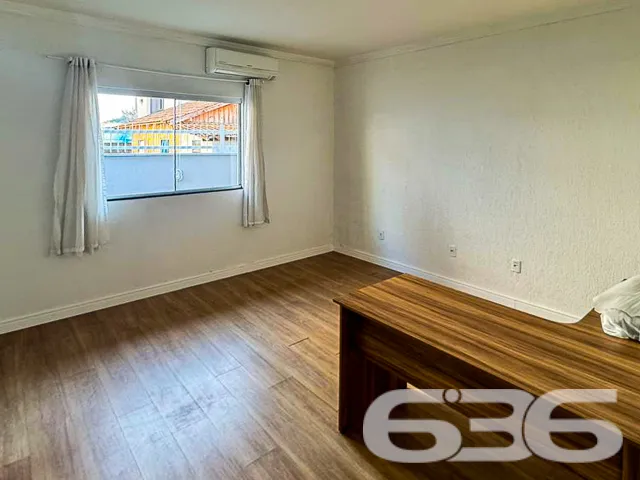 Descubra o espaço e a conveniência de uma residênc