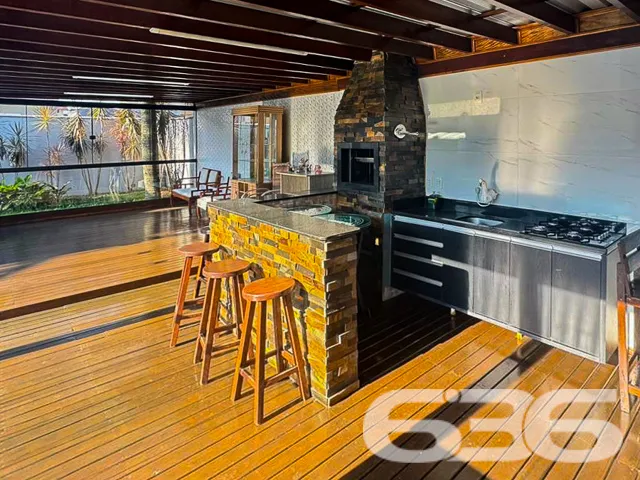 Descubra o espaço e a conveniência de uma residênc
