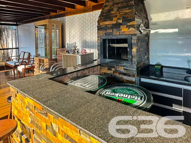 Descubra o espaço e a conveniência de uma residênc