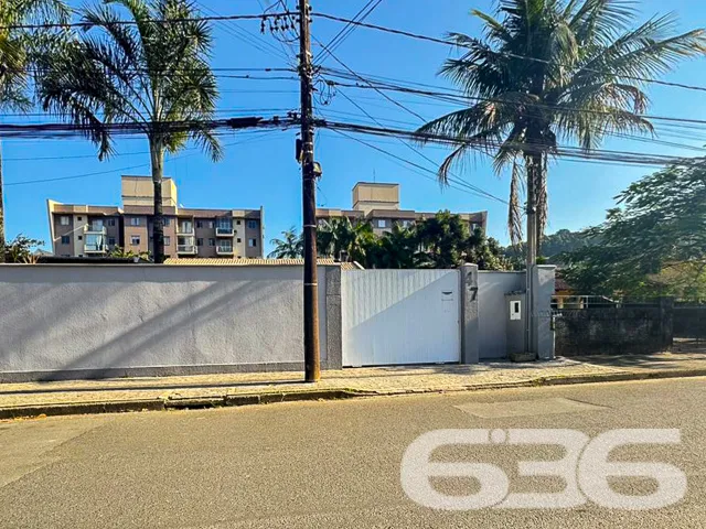 Descubra o espaço e a conveniência de uma residênc