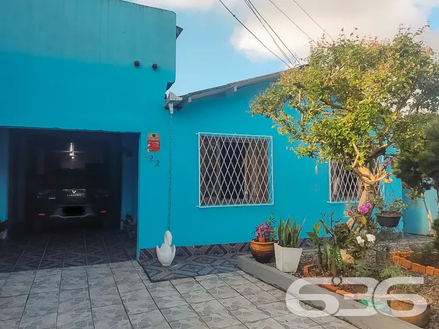 IMÓVEL COM 3 QUARTOS EM ÓTIMA LOCALIZAÇÃO NO BAIRR