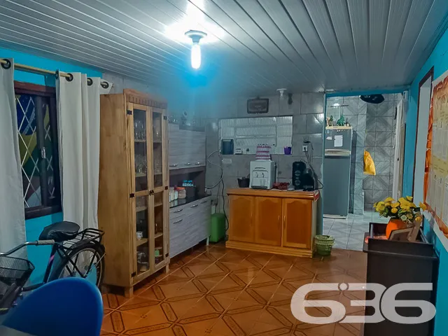 IMÓVEL COM 3 QUARTOS EM ÓTIMA LOCALIZAÇÃO NO BAIRR