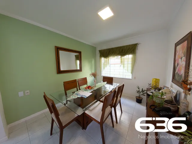 SOFISTICADA CASA DE 4 QUARTOS NO BAIRRO ANITA GARI