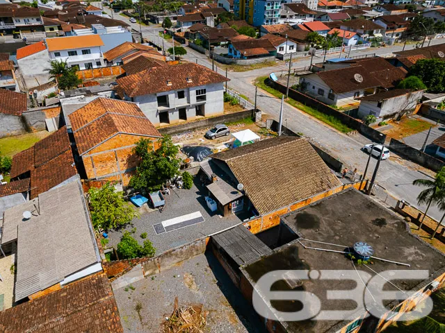 BAIRRO AVENTUREIRO: TERRENO AMPLO COM POTENCIAL IN