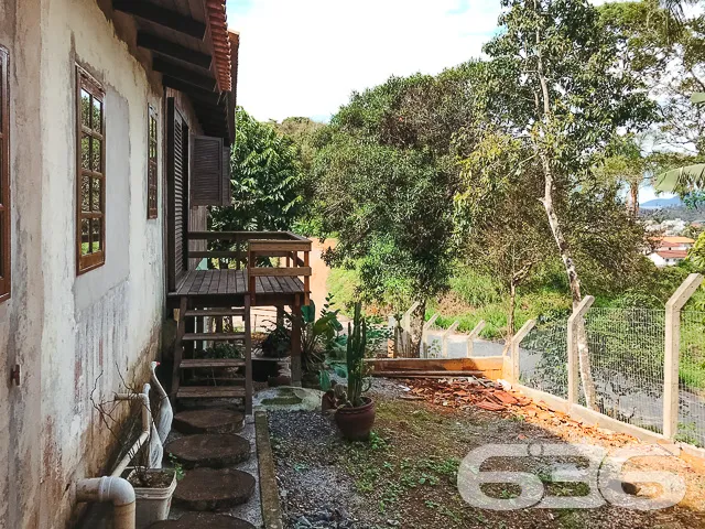 VENHA CONHECER ESSE IMĂVEL COM SUĂTE + 2 QUARTOS -