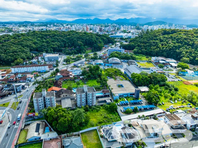 Apresentamos uma oportunidade Ășnica de residĂȘncia