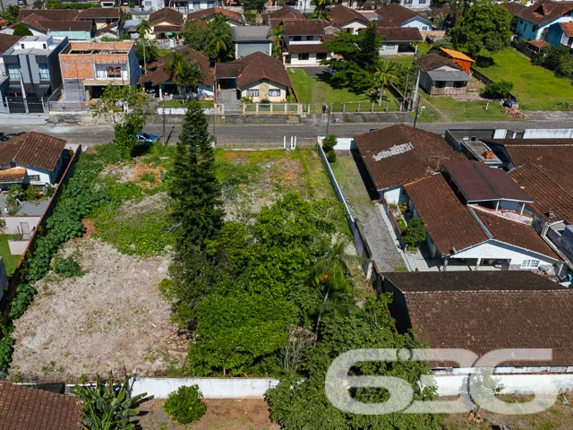 AMPLO TERRENO À VENDA NO BAIRRO BUCAREIN – OPORTUN