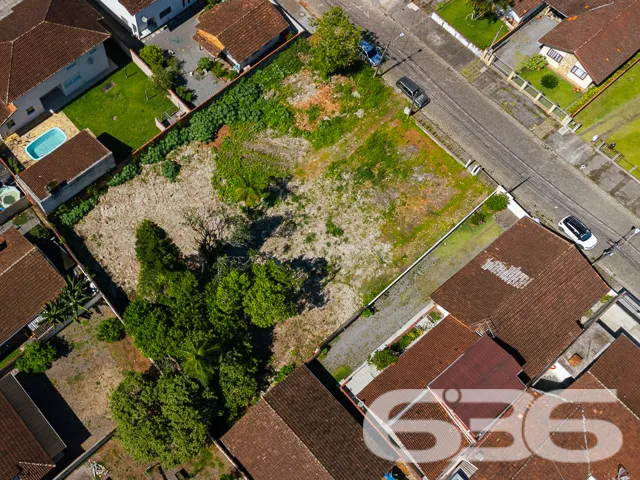 AMPLO TERRENO À VENDA NO BAIRRO BUCAREIN – OPORTUN