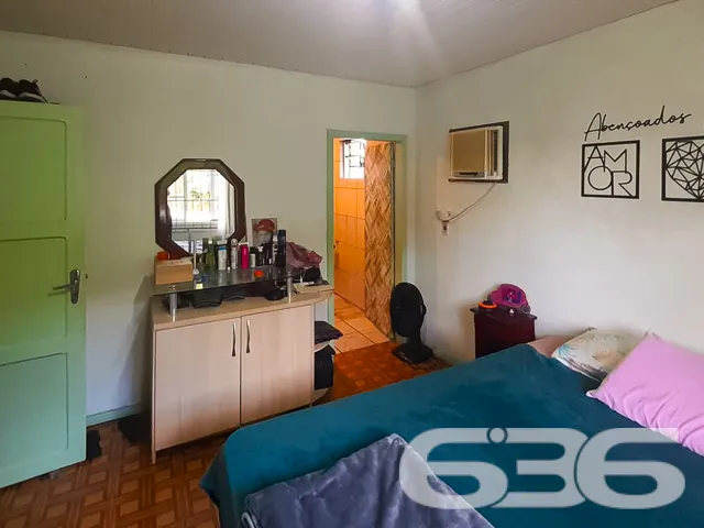 RESIDĂNCIA COM 2 SUĂTES + 2 QUARTOS NO BAIRRO FLOR