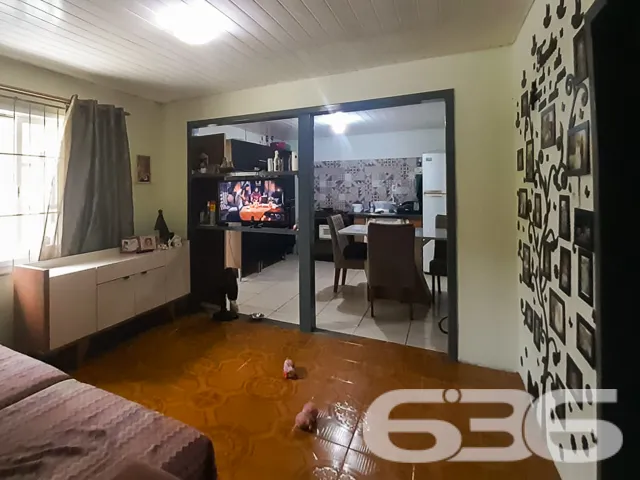 RESIDĂNCIA COM 2 SUĂTES + 2 QUARTOS NO BAIRRO FLOR