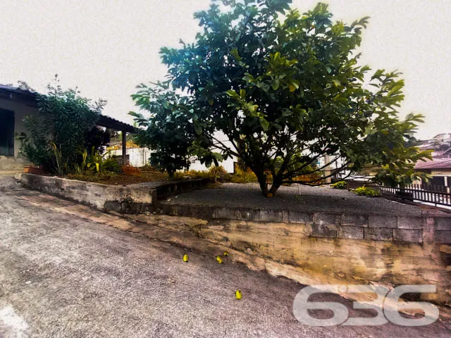 VENDE-SE TERRENO AMPLO NO BAIRRO NOVA BRASĂLIA - E