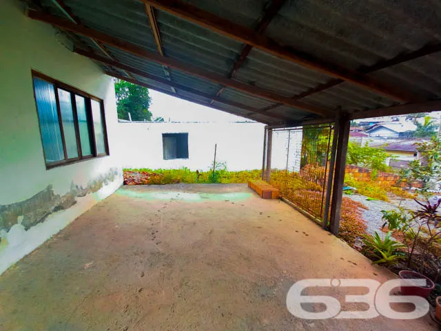 VENDE-SE TERRENO AMPLO NO BAIRRO NOVA BRASĂLIA - E