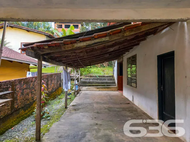 VENDE-SE TERRENO AMPLO NO BAIRRO NOVA BRASĂLIA - E