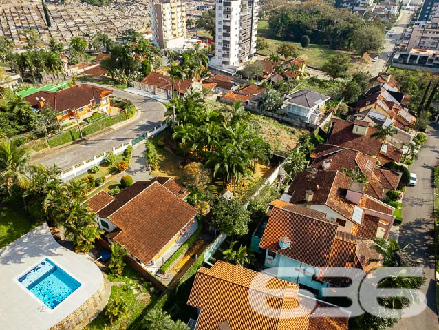 DESCUBRA ESTE IMÓVEL COM POTENCIAL ÚNICO NO CORAÇÃ