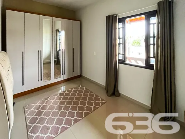 CASA Ă VENDA NO BAIRRO ADHEMAR GARCIA EM JOINVILLE