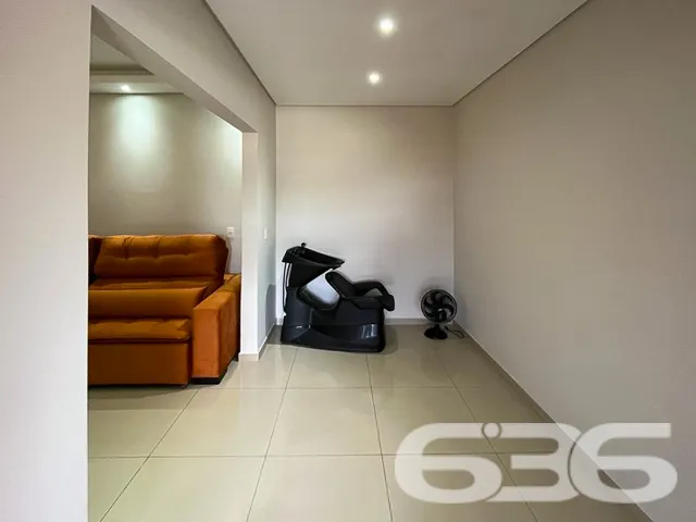 CASA Ă VENDA NO BAIRRO ADHEMAR GARCIA EM JOINVILLE