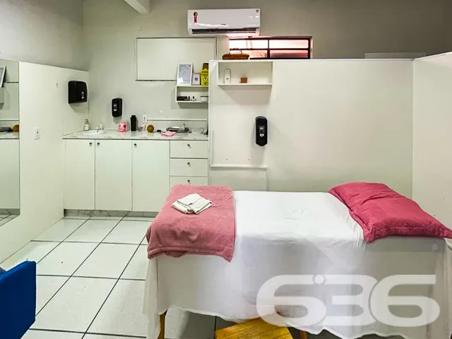 CASA Ă VENDA NO BAIRRO ADHEMAR GARCIA EM JOINVILLE