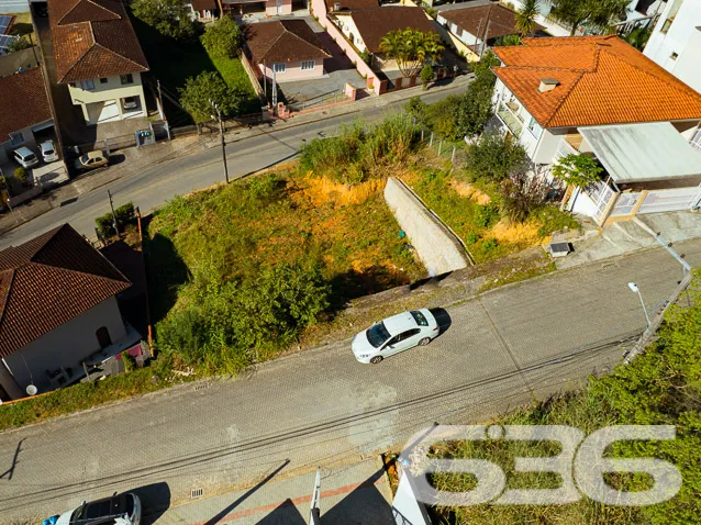 OPORTUNIDADE ÚNICA: TERRENO IDEAL PARA PROJETO AMB
