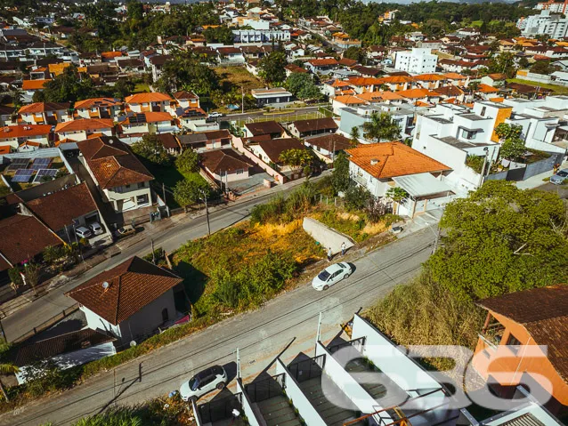 OPORTUNIDADE ÚNICA: TERRENO IDEAL PARA PROJETO AMB