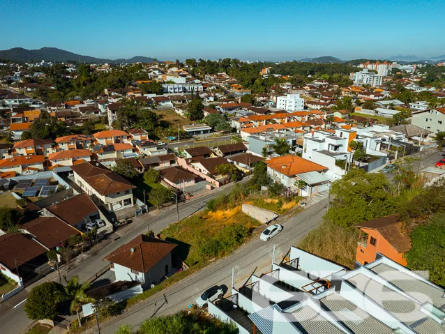 OPORTUNIDADE ÚNICA: TERRENO IDEAL PARA PROJETO AMB