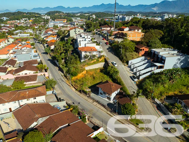OPORTUNIDADE ÚNICA: TERRENO IDEAL PARA PROJETO AMB