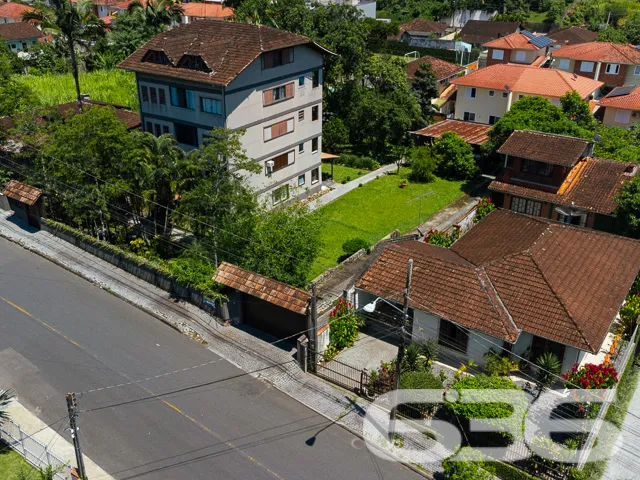 AMPLO LOTE NO BAIRRO BOM RETIRO – SUA OPORTUNIDADE