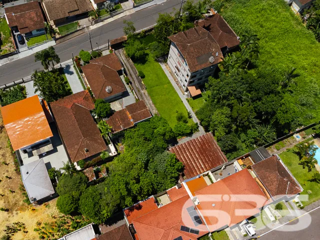 AMPLO LOTE NO BAIRRO BOM RETIRO – SUA OPORTUNIDADE