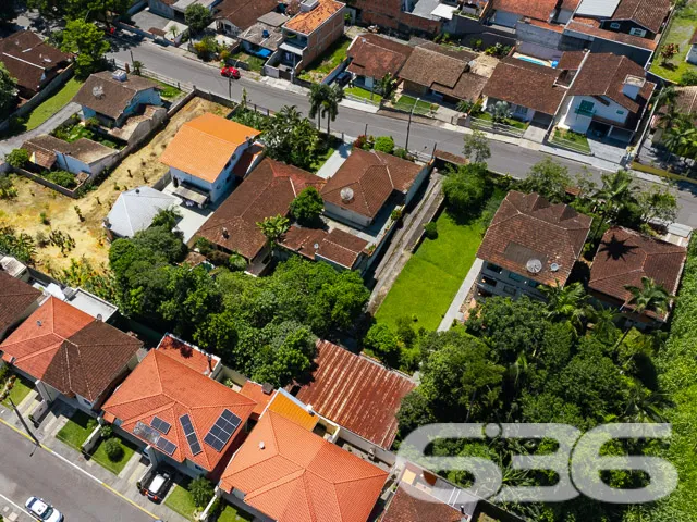 AMPLO LOTE NO BAIRRO BOM RETIRO – SUA OPORTUNIDADE