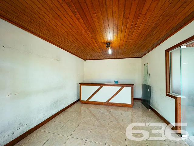 CONHEĂA ESTE IMĂVEL EM JOINVILLE - EXCELENTE LOCAL
