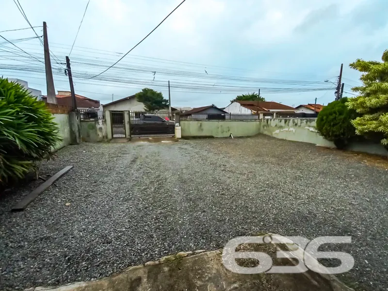 ResidĂȘncia tĂ©rrea Ă venda no bairro Comasa, Joinvi