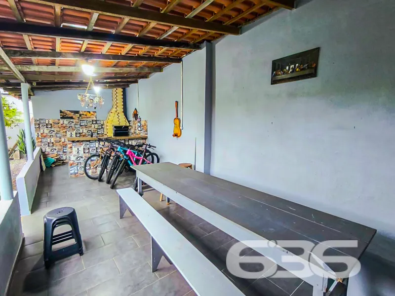 Casa tĂ©rrea Ă venda no bairro Comasa â conforto, e