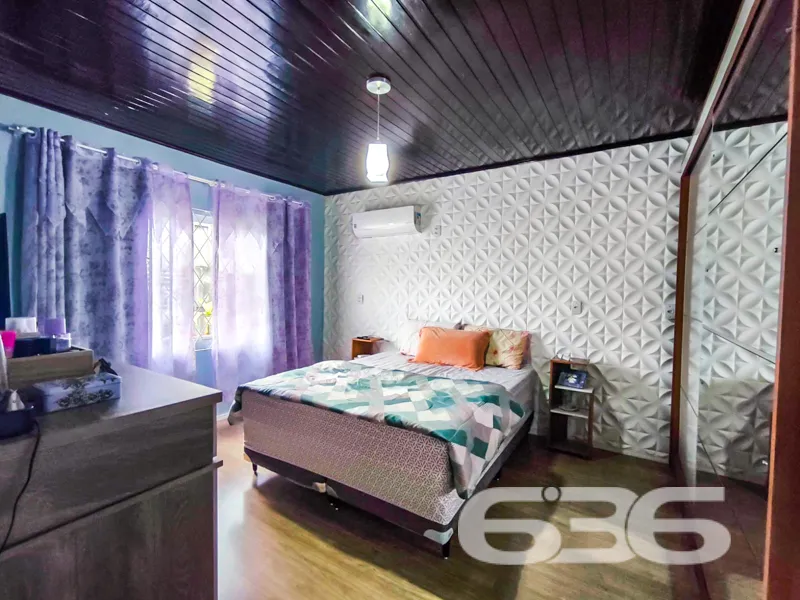 Casa tĂ©rrea Ă venda no bairro Comasa â conforto, e