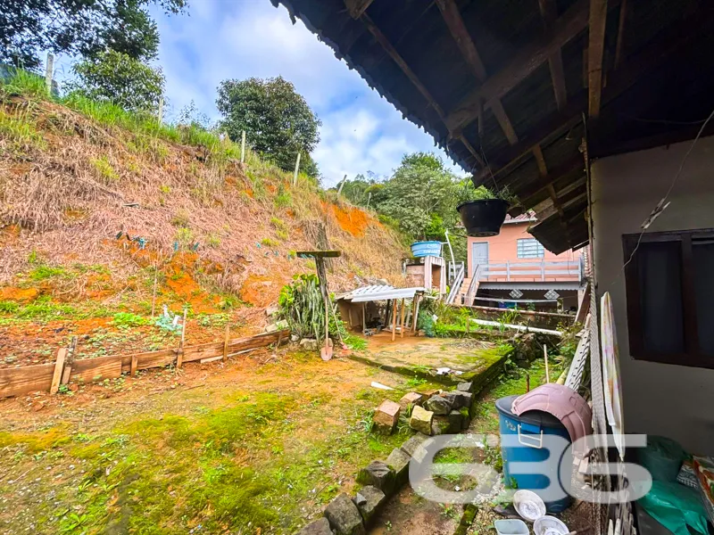 Oportunidade com amplo terreno no bairro Nova Bras